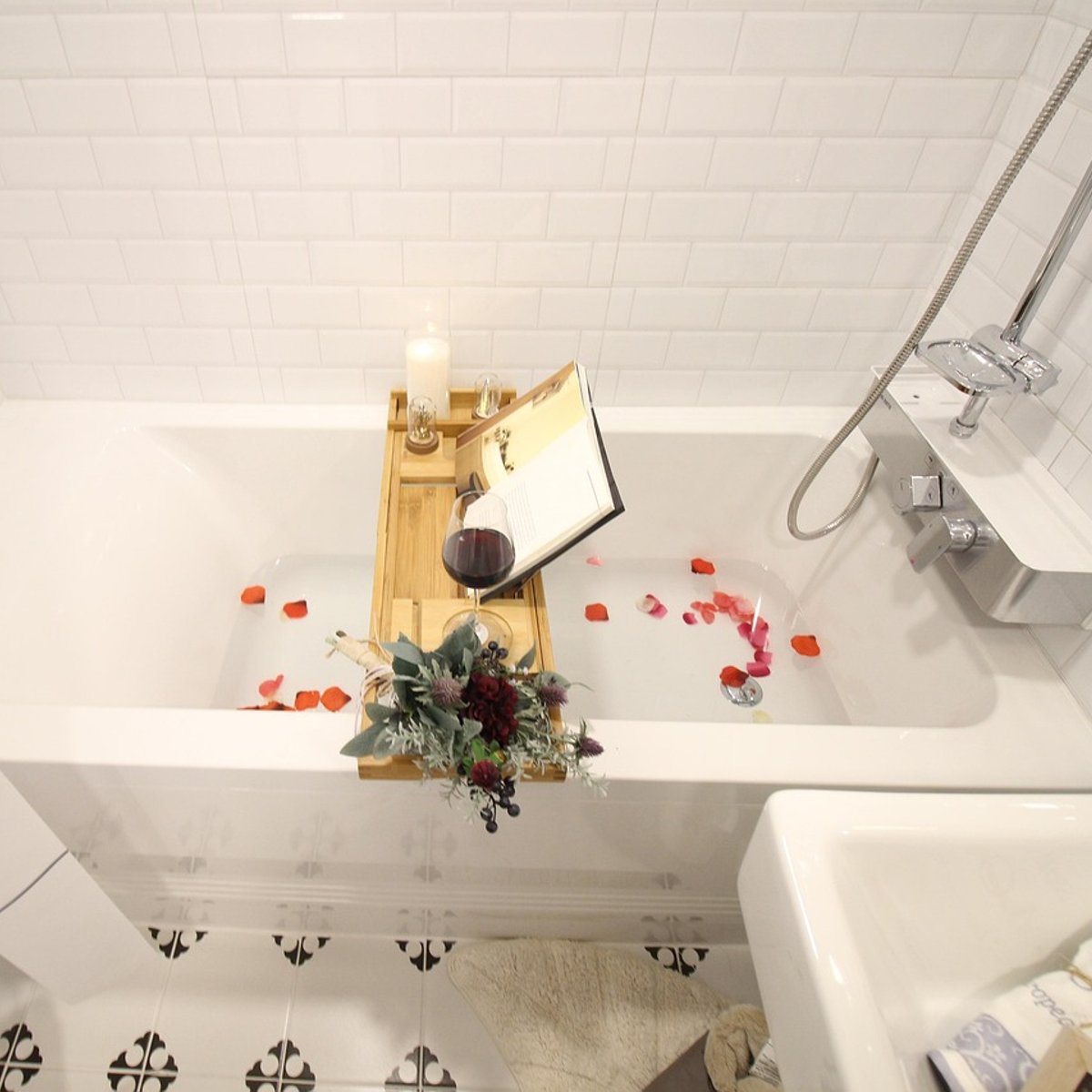 Hot Tub Removal Without the Hassle Service