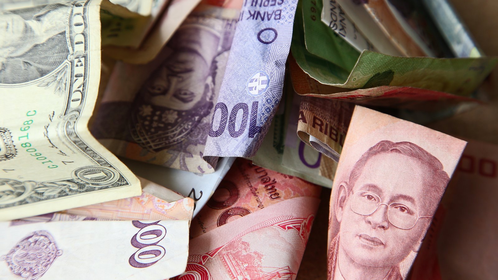 Can you get a 10-year OX visa without a Thai bank account?