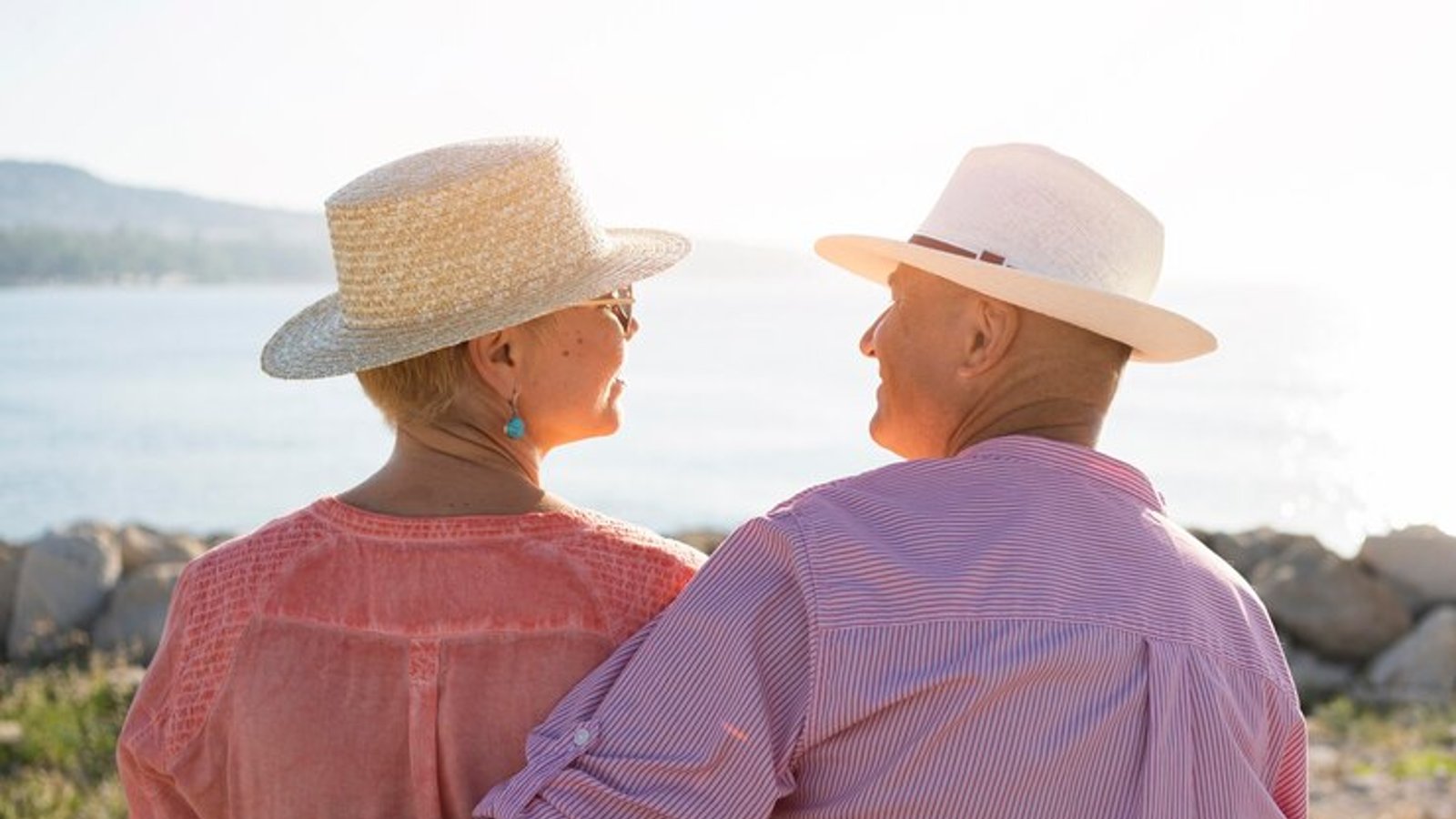 Can you bring your family on a Thai retirement visa?
