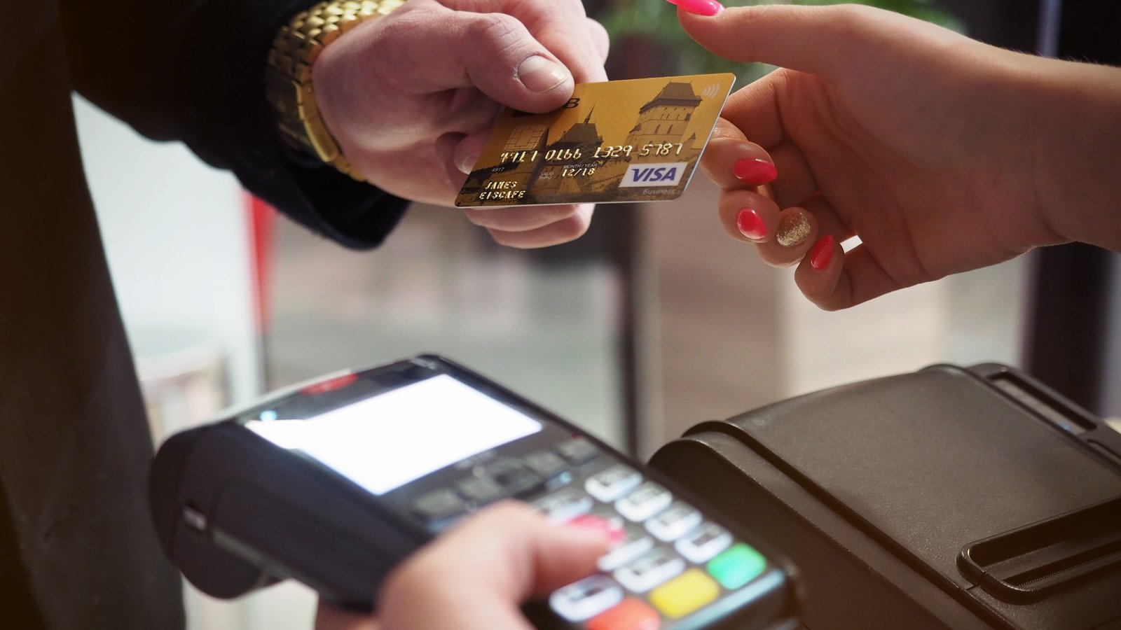 Can a Foreigner Get a Credit Card in Thailand in 2023?