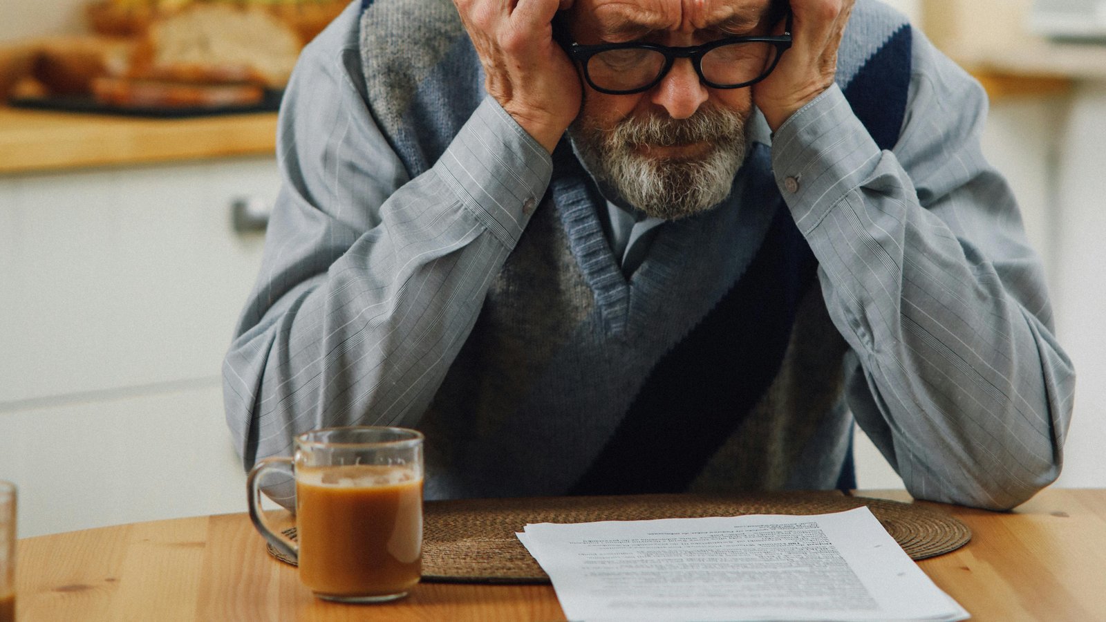 Your Retirement Visa Expires in 30 Days. Here's Exactly What to Do.