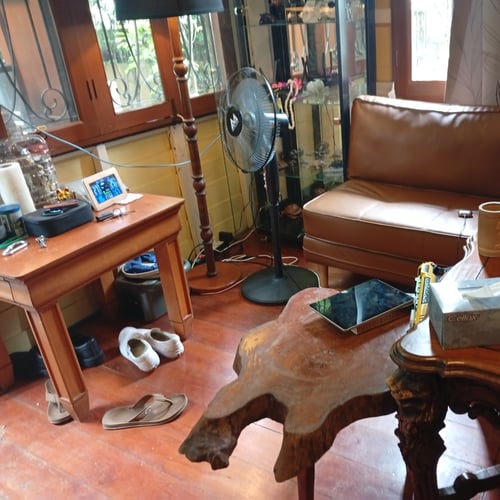 เสริมความสะอาดคอนโด Samsen Nai ด้วยบริการทำความสะอาดสำนักงานครบวงจร