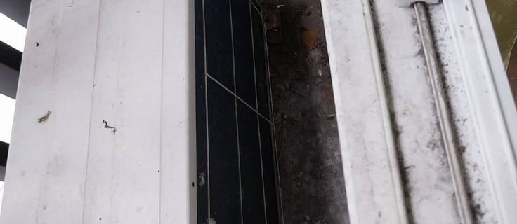 Ngamwongwan 43 Condo Balcony Cleaning