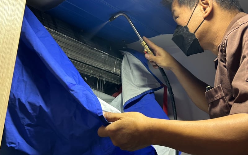 Air Conditioning Cleaning