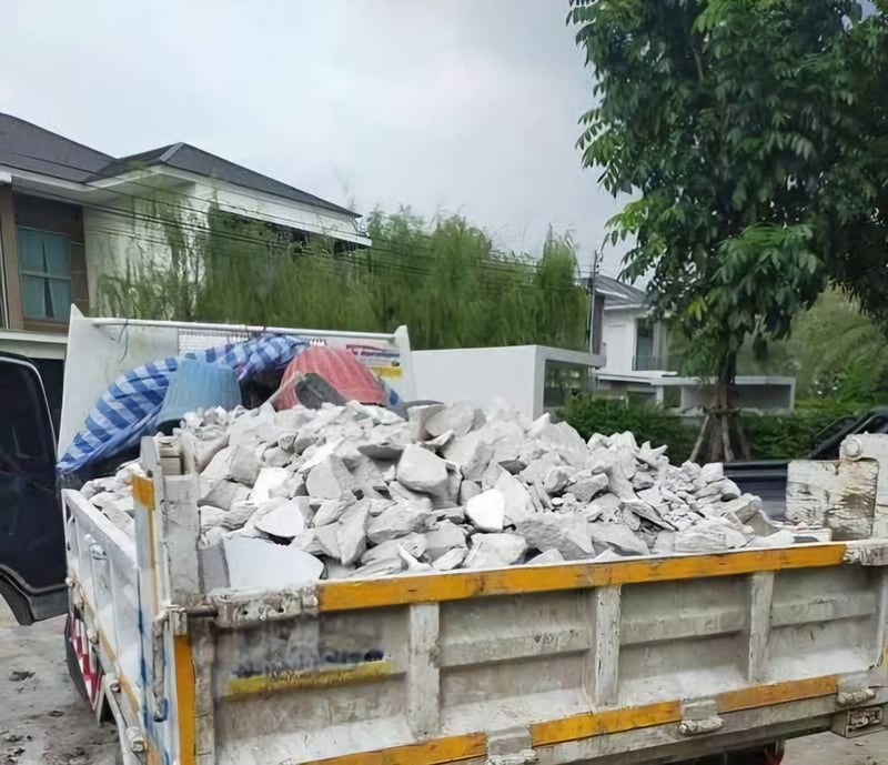 Construction Debris Removal Service